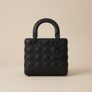 TOTAL BLACK LADY BAG